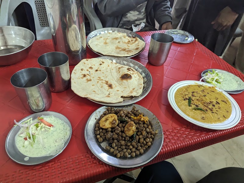 Lala Jee Fry Chanay