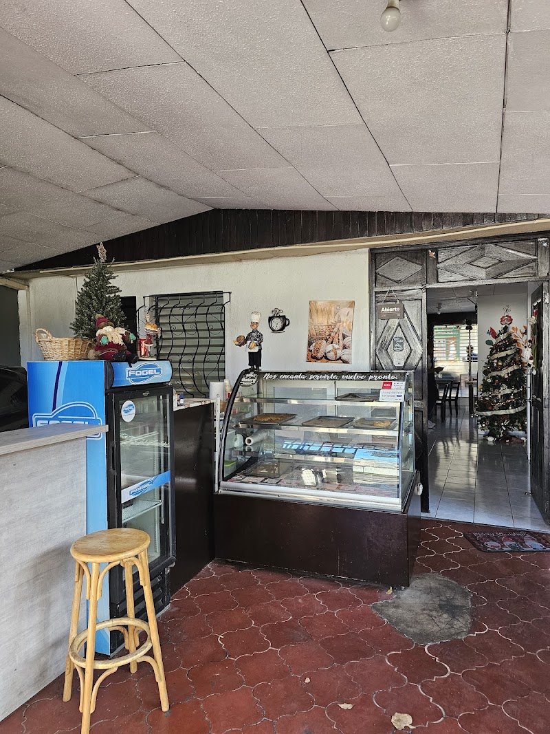 Mila's Bakery • Diagonal Universitaria