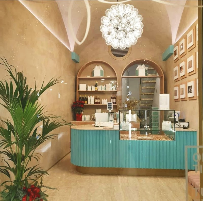Leonardo Boutique