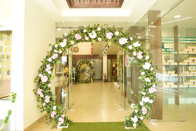 Hotel Rajshree & Restaurant ||