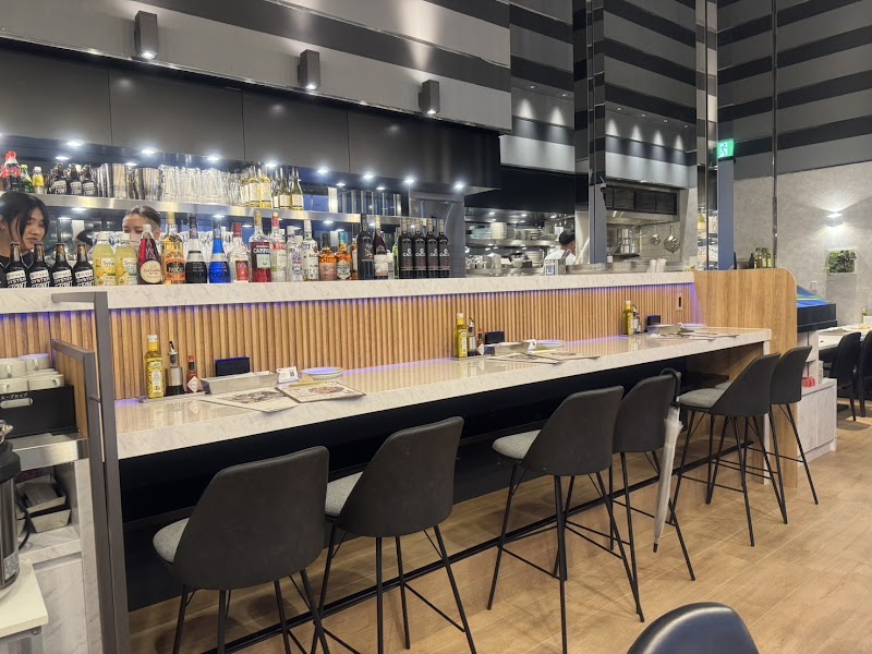 8TH SEA OYSTER Bar 梅田NU茶屋町店