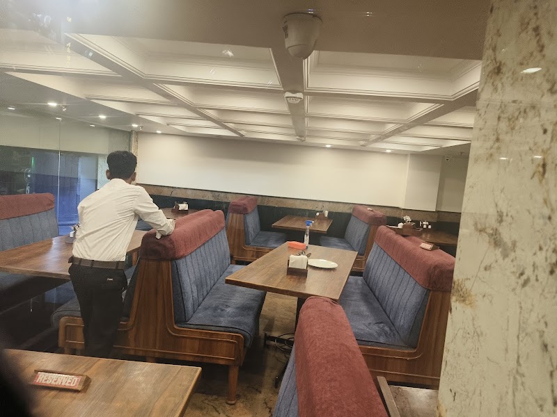Hotel Shadab