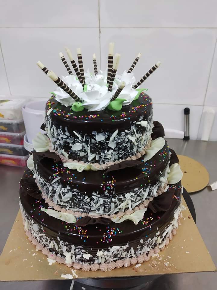 Lolly Polly Cake Shop