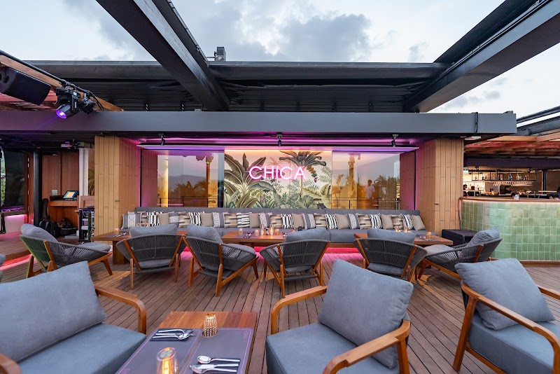 CHICA Rooftop Lounge
