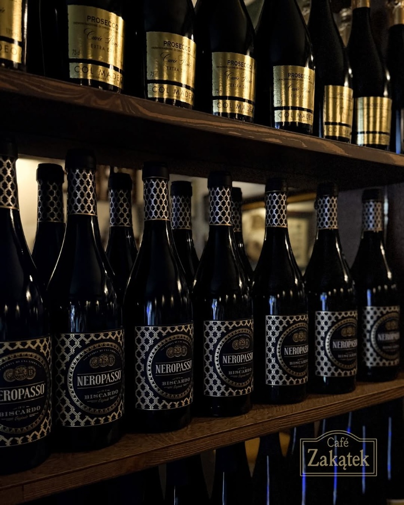 Zakątek Cafe & Wine bar