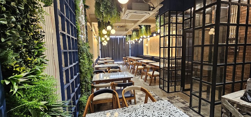 Star Hotel And Cafe