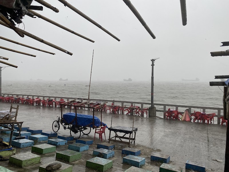 চটপটি ও হালিম