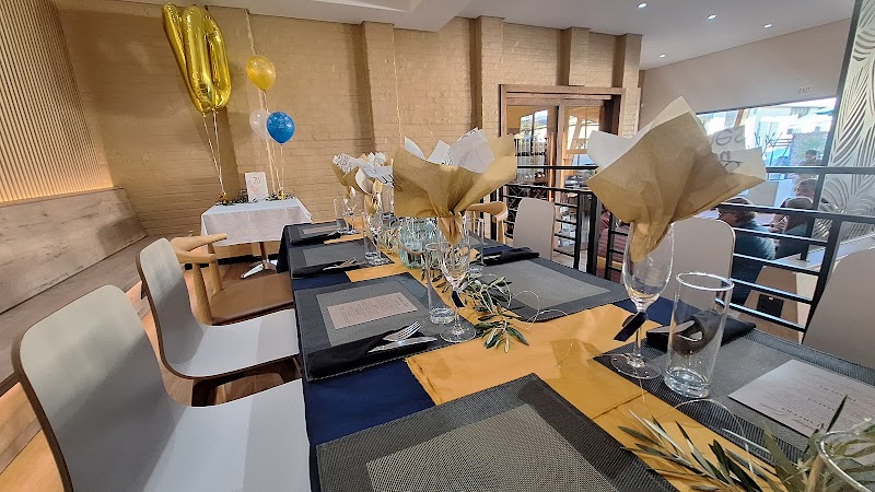 Leo's Garden Restaurant