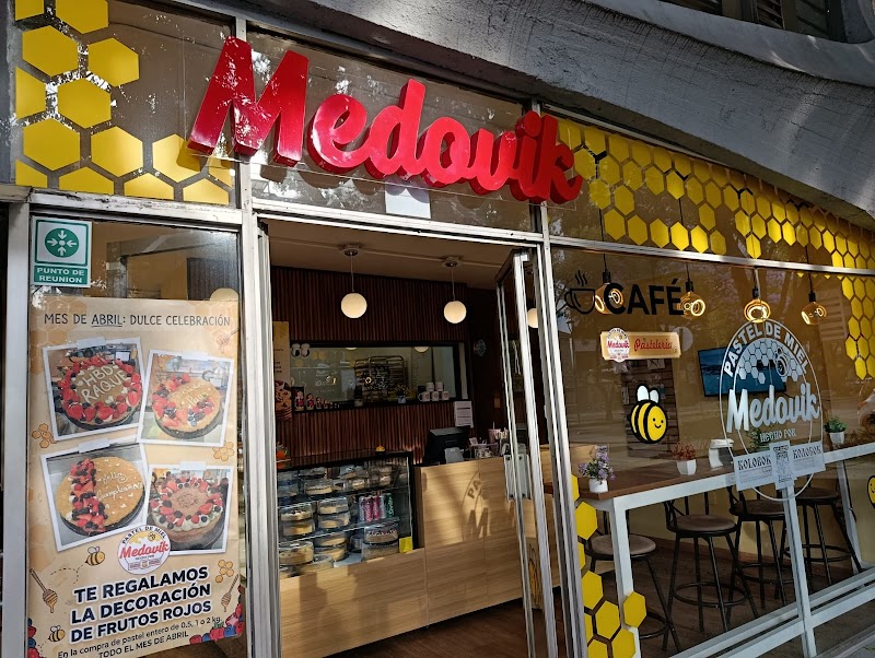 Medovik Pasteleria Florida by Kolobok