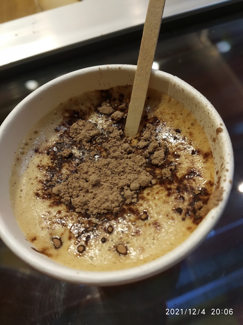 Madic Cafe