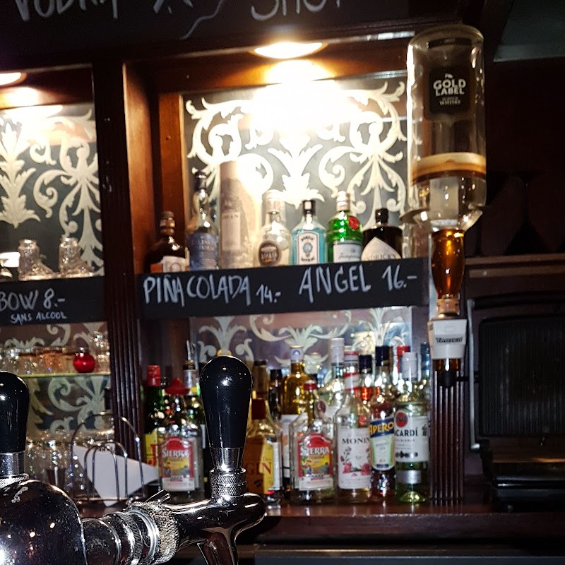 Churchill Pub