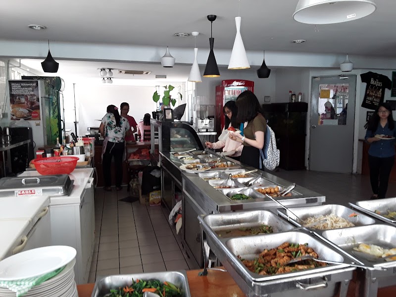 Imagine Cafeteria