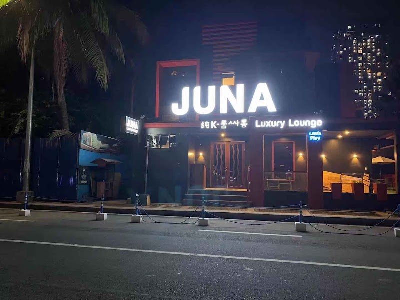 JUNA Luxury Lounge