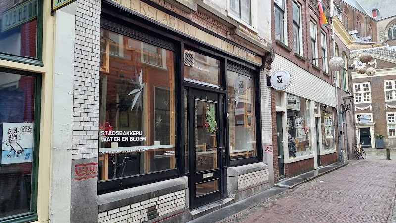 Stadsbakkerij Water & Bloem