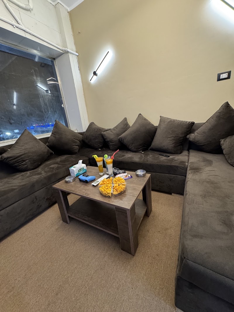 33k PlayStation Lounge