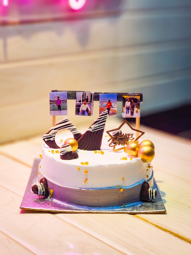 NIRAJ CAKE HOUSE