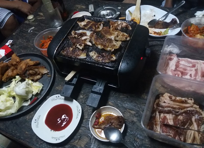 Dine and Chill