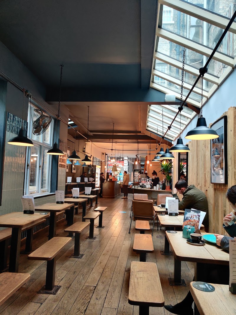 KOZZEE Cafe Soho | Brunch, Kaffee & Desserts