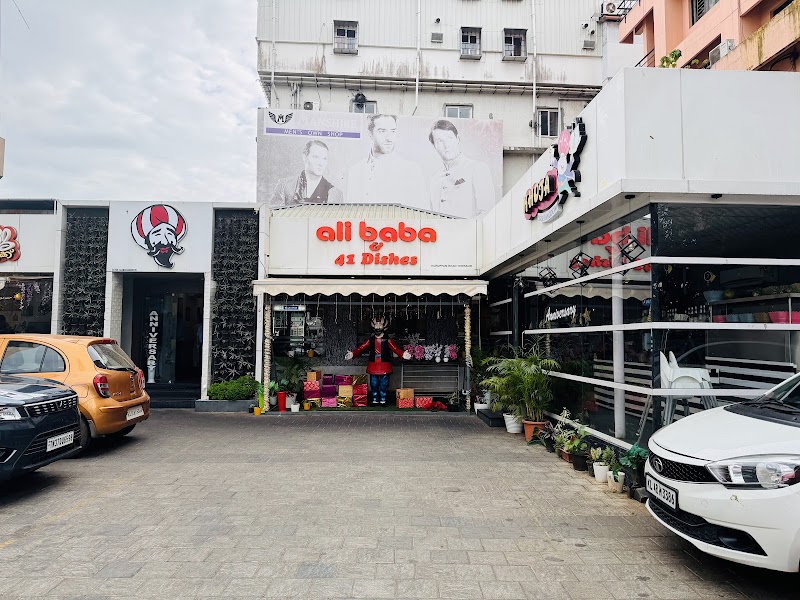 Alibaba & 41 Dishes - Thrissur