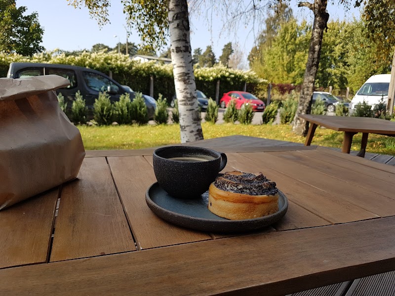 Crustum Bakery