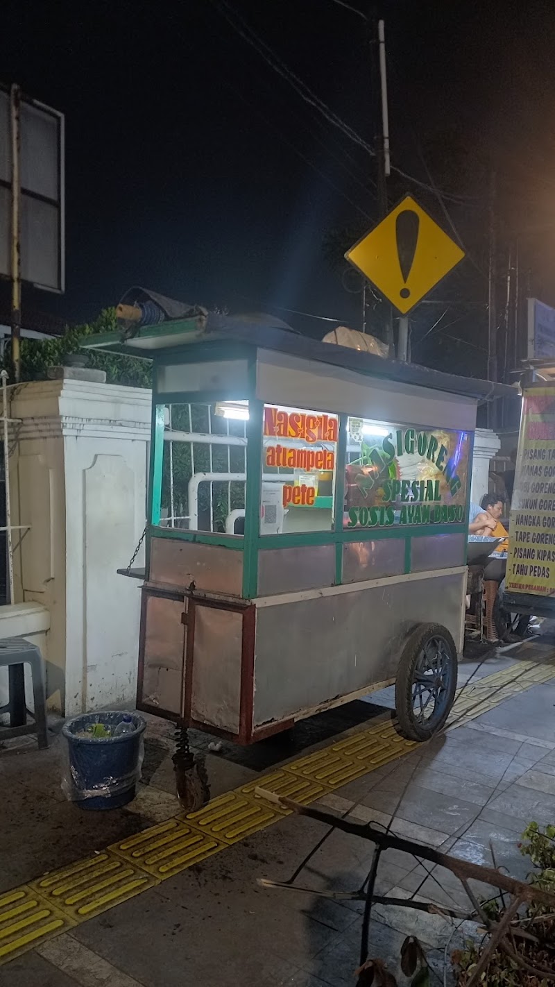 NASI GORENG GILA CIMANDIRI MAS IGOY