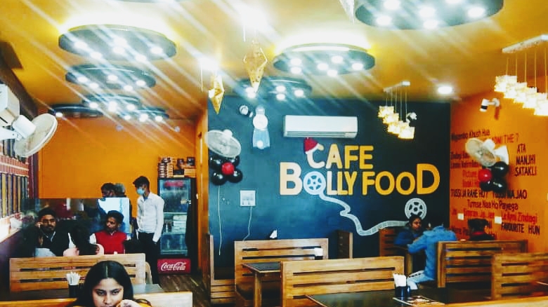 Cafe Bollyfood And Restaurant